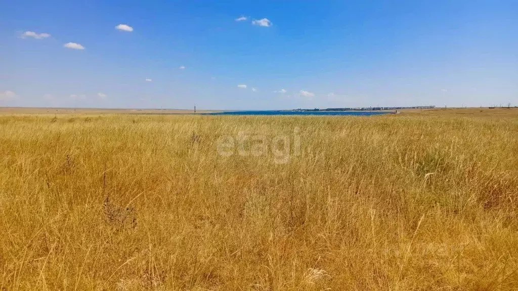 Участок в Крым, Сакский район, с. Штормовое ул. Крымская (6.0 сот.) - Фото 0