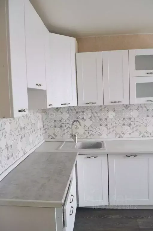 1-к кв. Татарстан, Казань ул. Водников, 56 (33.5 м) - Фото 1