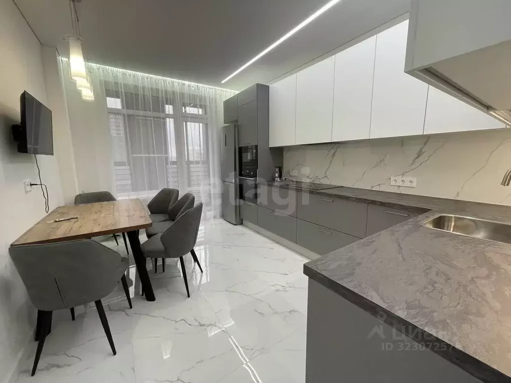 2-к кв. Воронежская область, Воронеж Московский просп., 42/1 (70.0 м) - Фото 1