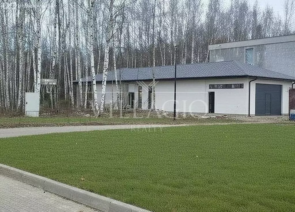 Дом в деревня Покровское, КП Валенсия (220 м) - Фото 1