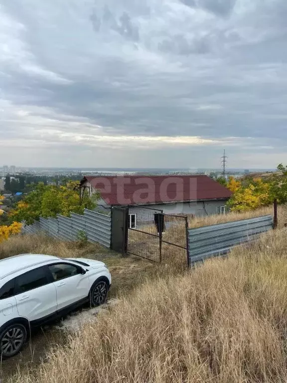 Дом в Саратовская область, Саратов проезд 2-й Сиреневый, 7 (140 м) - Фото 1
