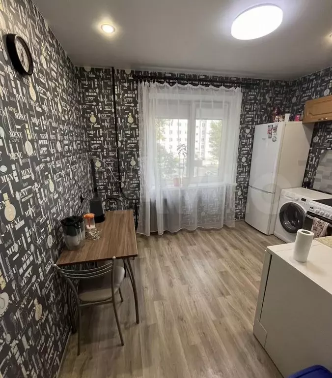 1-к. квартира, 37 м, 3/9 эт. - Фото 0