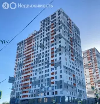 2-комнатная квартира: Тюмень, улица Менжинского, 60 (54.9 м) - Фото 1