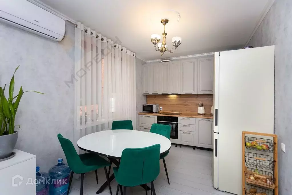 Продаётся 2-к квартира, 66 м - Фото 0