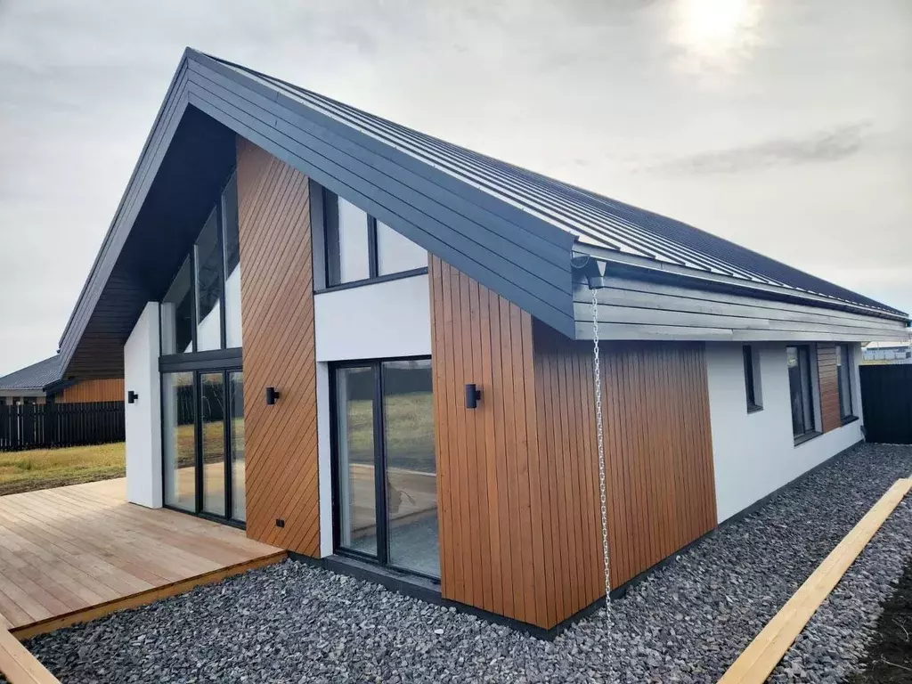 Дом в Красноярский край, Емельяновский район, Солонцовский сельсовет, ... - Фото 1