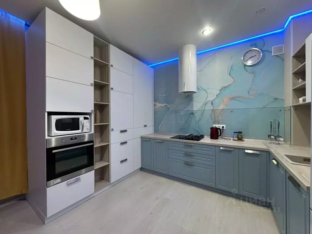 2-к кв. Краснодарский край, Краснодар ул. Атлантическая, 2к10 (67.7 м) - Фото 1