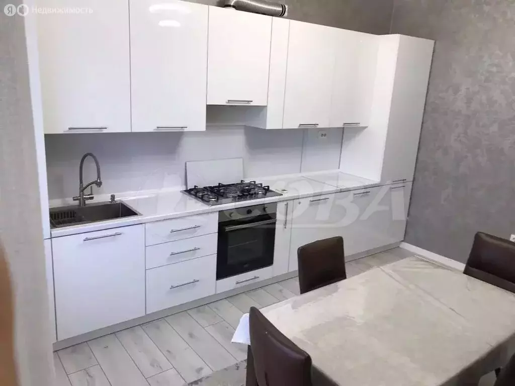 1-комнатная квартира: Махачкала, проспект Казбекова, 16 (52.7 м) - Фото 2