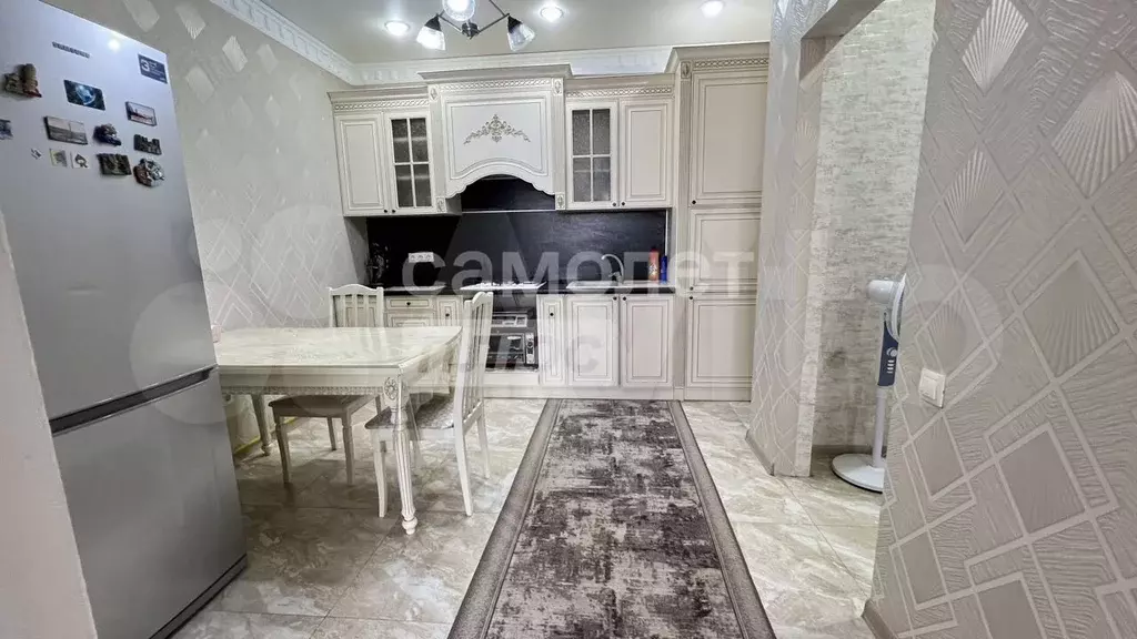 2-к. квартира, 75 м, 7/9 эт. - Фото 0