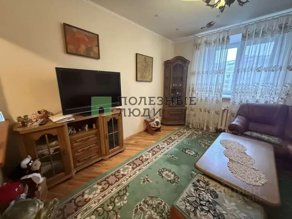 3-к кв. Белгородская область, Белгород ул. Чапаева, 13 (98.0 м) - Фото 1