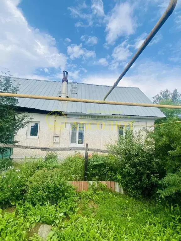 Дом в Свердловская область, Ревда Республиканская ул., 23 (52 м) - Фото 0