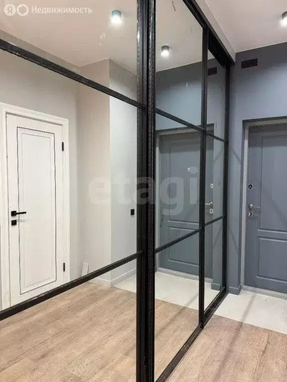 3-комнатная квартира: Кемерово, улица Дружбы, 28/2 (61 м) - Фото 1