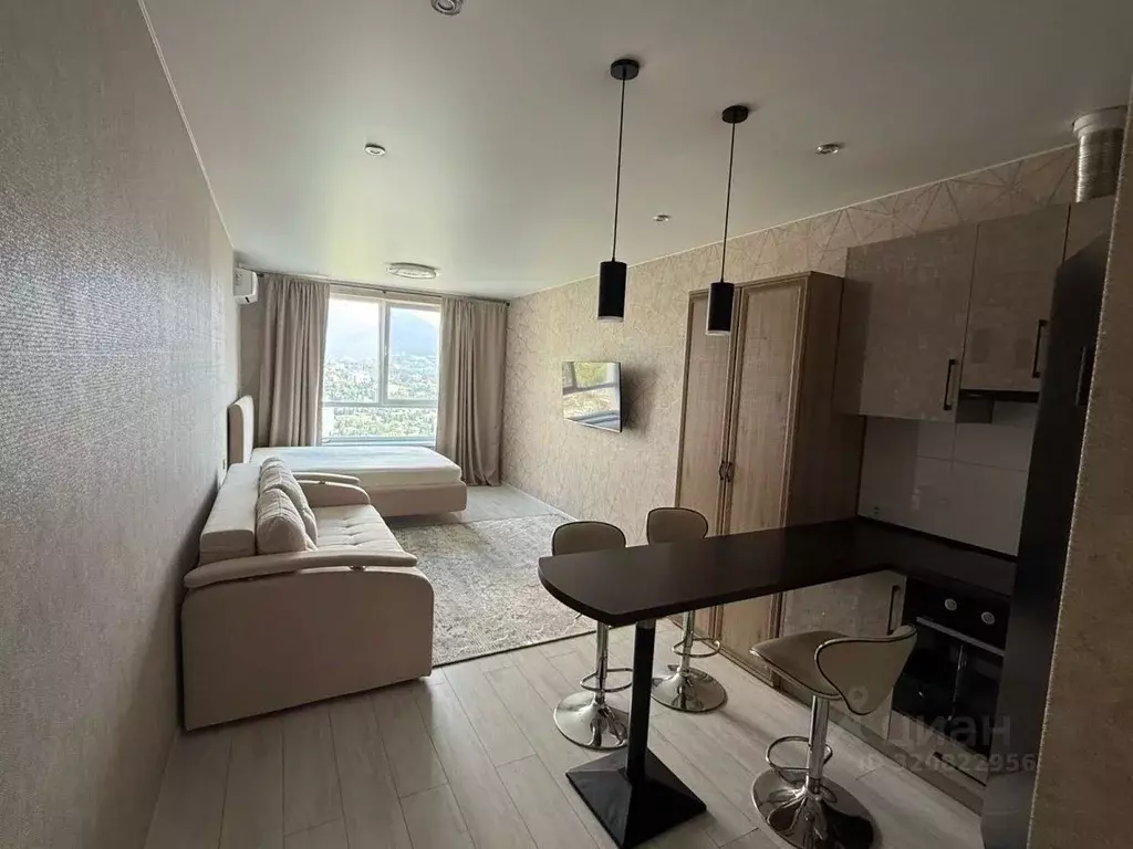 2-к кв. Крым, Ялта ул. Блюхера, 19 (80.4 м) - Фото 1