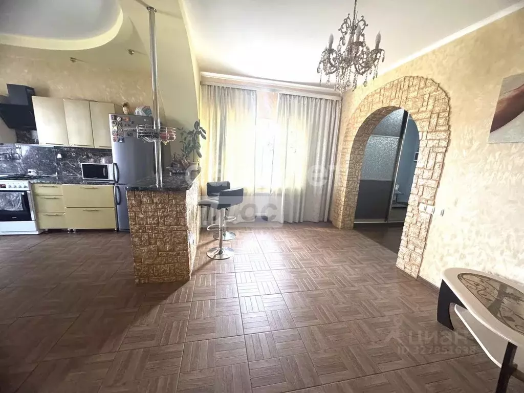 Дом в Краснодарский край, Кореновск ул. Карла Маркса, 45А (165 м) - Фото 1