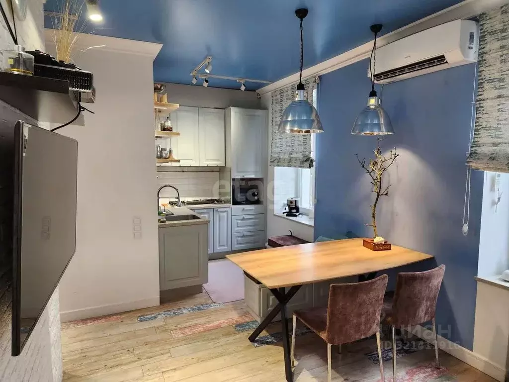 2-к кв. Калининградская область, Балтийск просп. Ленина, 101 (62.0 м) - Фото 1