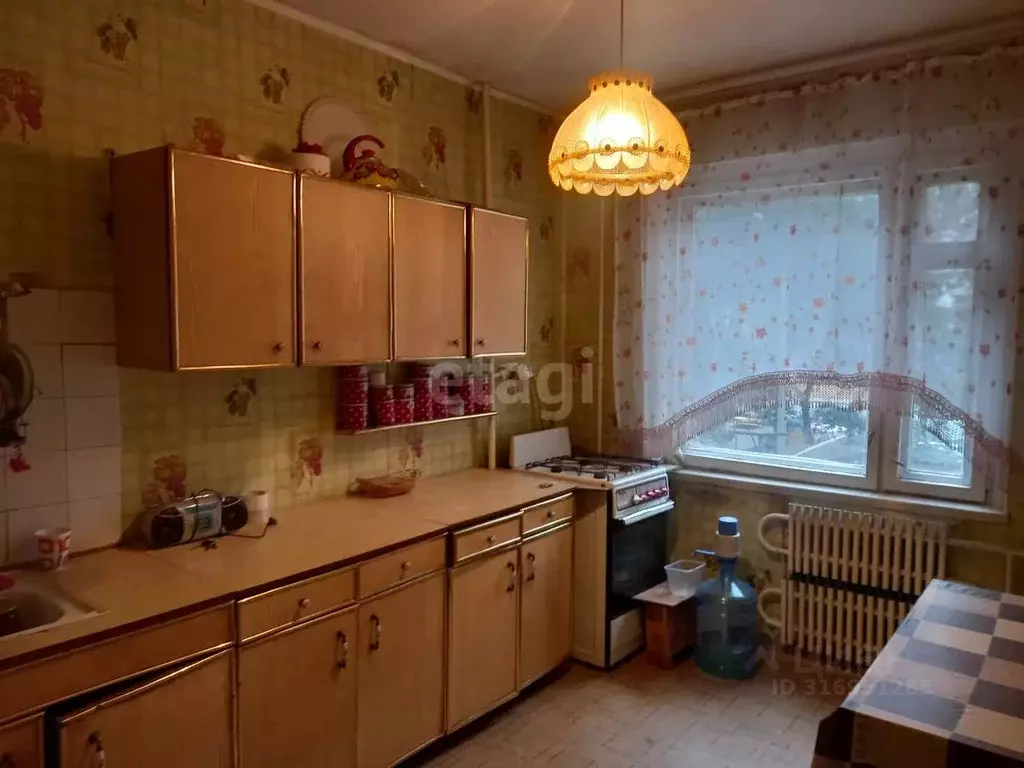 4-к кв. Белгородская область, Белгород Белгородский просп., 48 (77.9 ... - Фото 0
