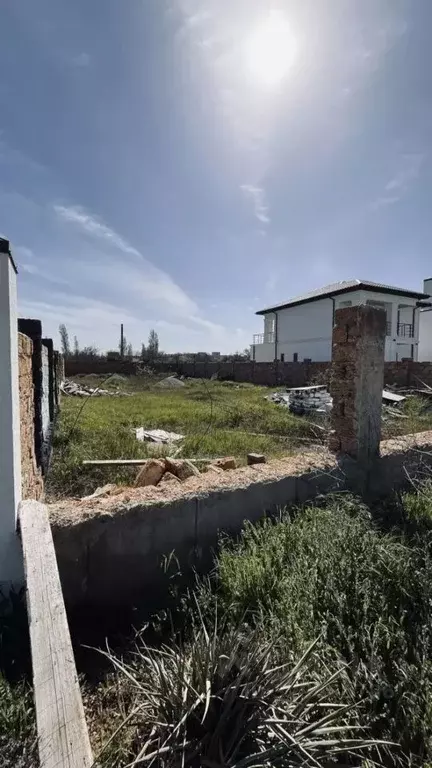 Участок в Крым, Евпатория городской округ, Заозерное пгт ул. Тенистая, ... - Фото 2