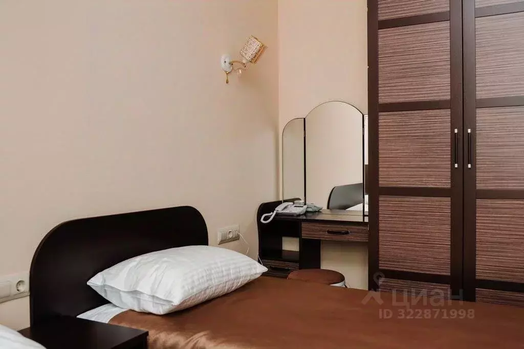 Комната Приморский край, Владивосток Краснозаводская ул., 8 (18.0 м) - Фото 1