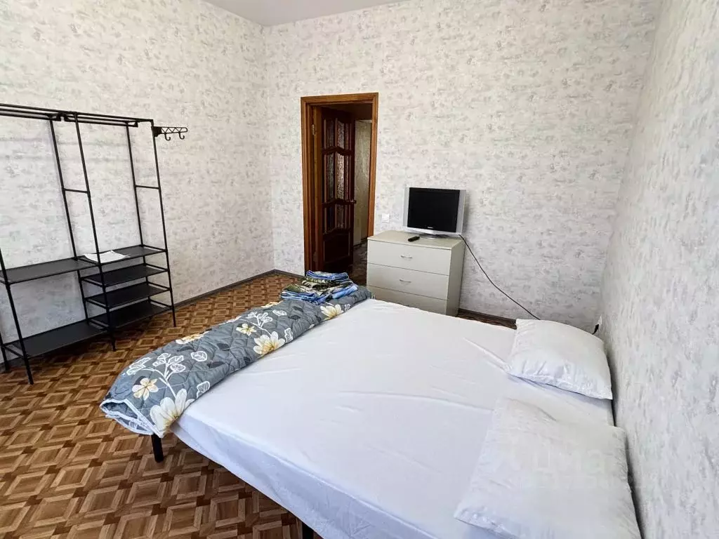 3-к кв. Татарстан, Казань ул. Толстого, 16 (80.0 м) - Фото 0