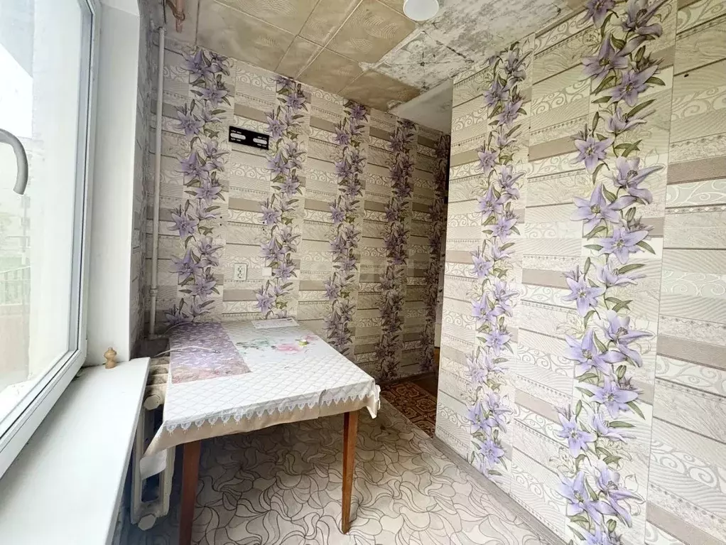 3-к кв. Псковская область, Остров ул. ДОС, 14 (55.2 м) - Фото 1