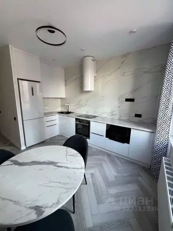 2-к кв. Новосибирская область, Новосибирск ул. Семьи Шамшиных, 93 ... - Фото 1