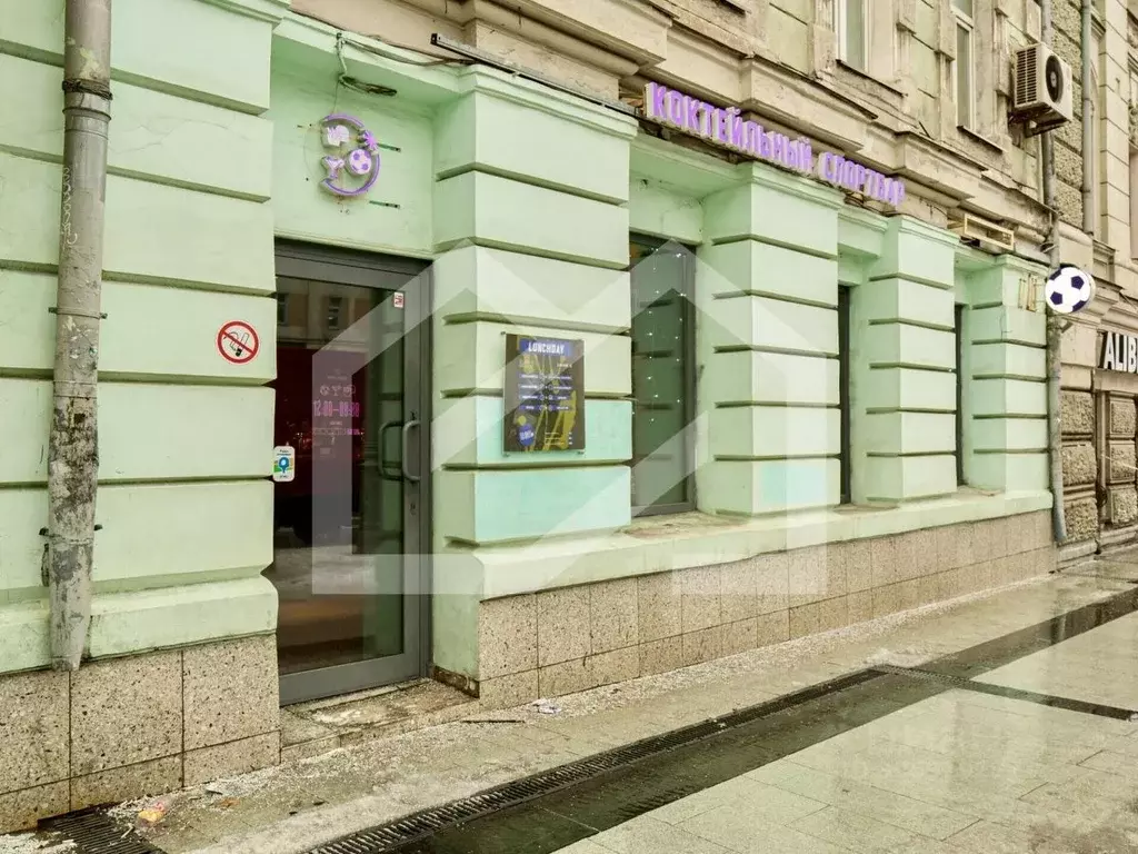 Помещение свободного назначения в Москва ул. Земляной Вал, 7 (978 м) - Фото 1