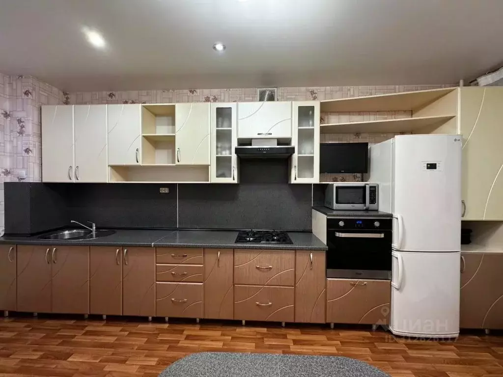1-к кв. Татарстан, Казань ул. Гарифа Ахунова, 14 (35.0 м) - Фото 1