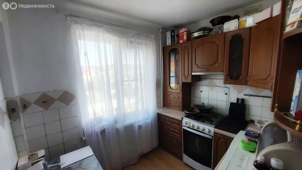 3-комнатная квартира: Темрюк, улица Ленина, 79 (63 м) - Фото 1