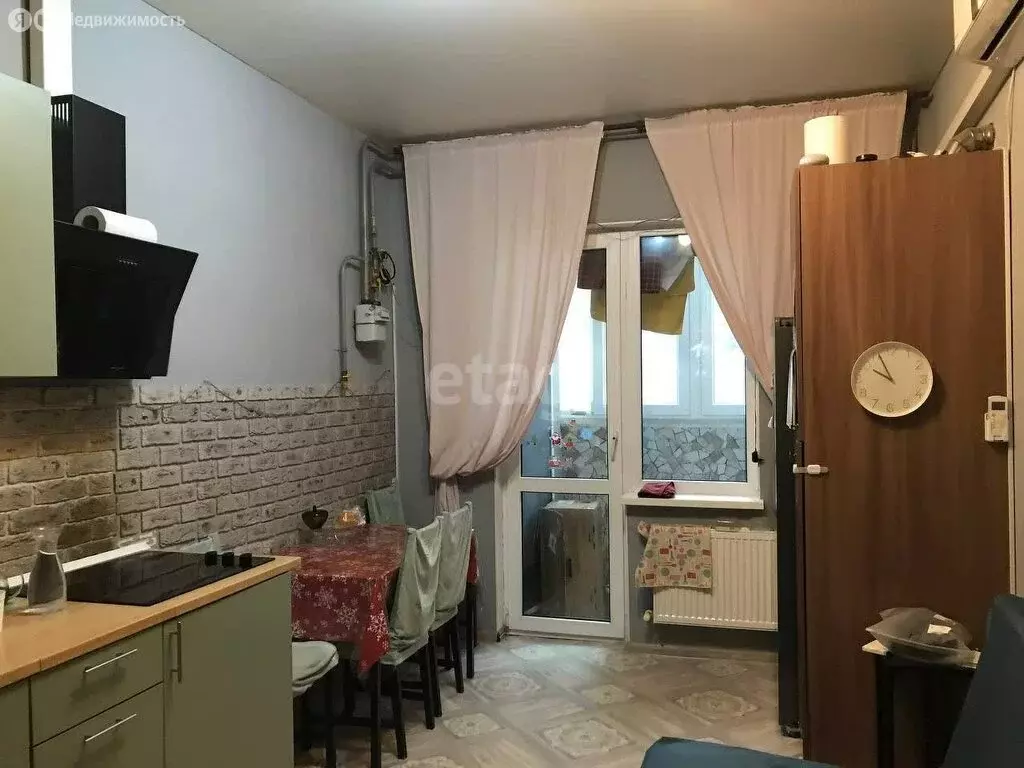 1-комнатная квартира: Новороссийск, Звонкий переулок, 2 (50 м) - Фото 0
