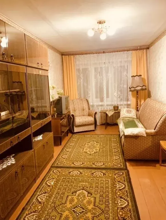2-к кв. Московская область, Клин Новая ул., 3/5 (45.0 м) - Фото 0