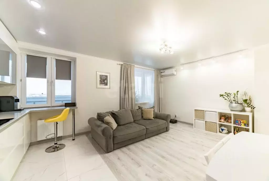 3-к кв. Татарстан, Лаишевский район, Столбищенское с/пос, с. Усады ул. ... - Фото 1