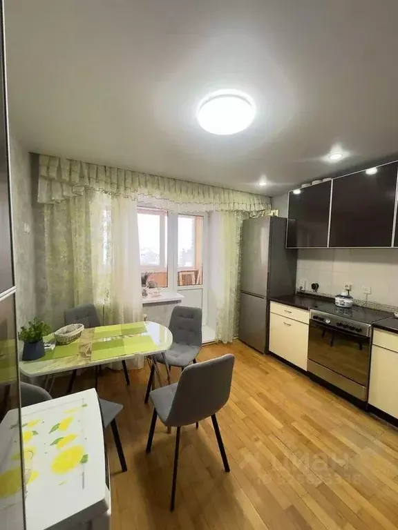 3-к кв. Чувашия, Чебоксары просп. Максима Горького, 33 (69.3 м) - Фото 1