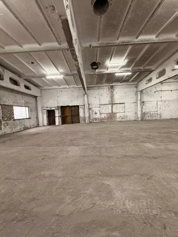 Производственное помещение в Саратовская область, пос. Зоринский 5 ... - Фото 2