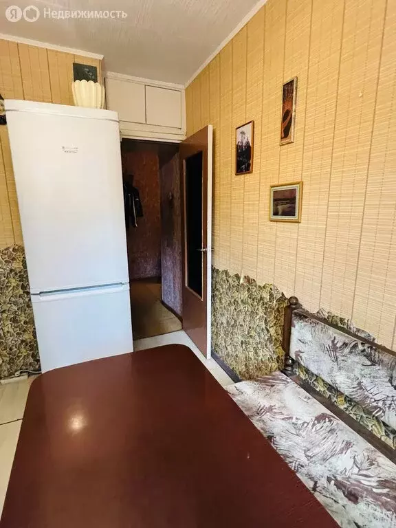 3-комнатная квартира: Тольятти, улица Ворошилова, 19 (65 м) - Фото 0