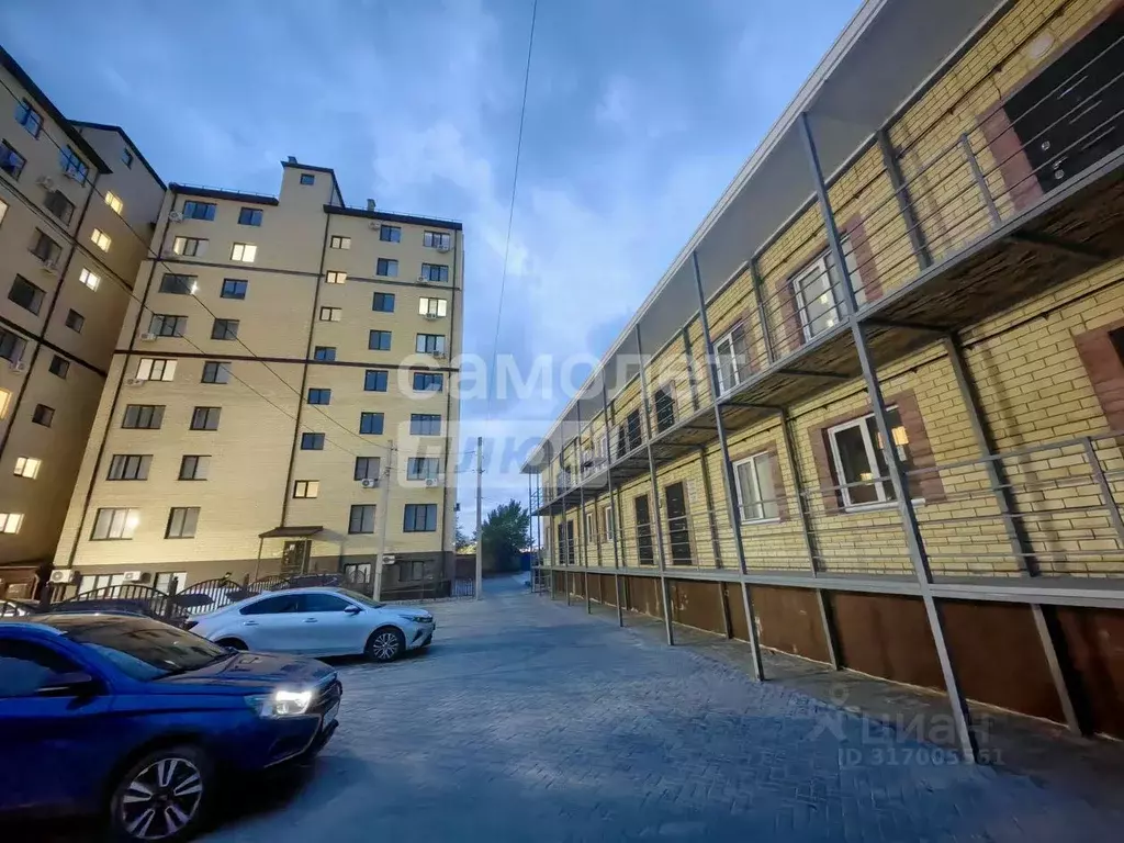 Офис в Калмыкия, Элиста ул. Братьев Алехиных, 34 (27 м) - Фото 0