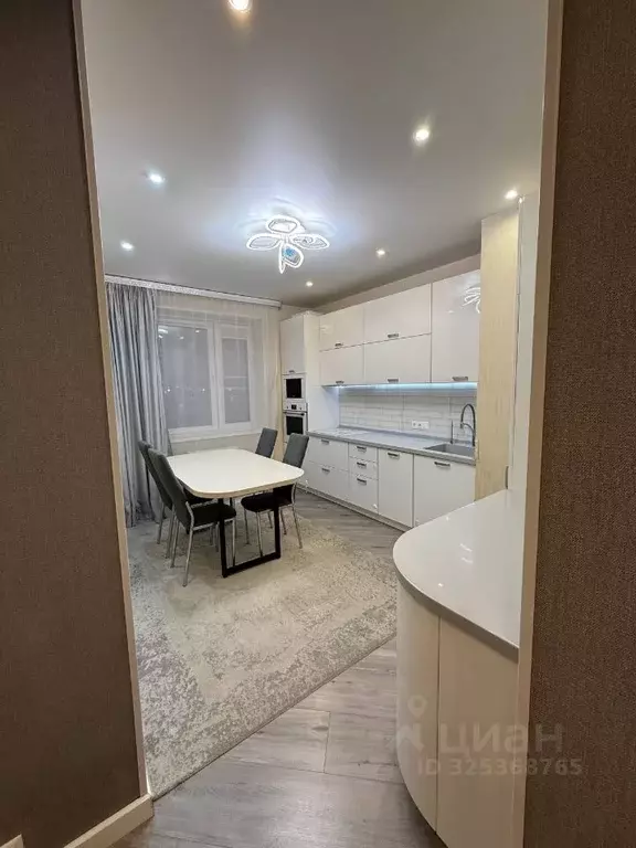 2-к кв. Московская область, Домодедово Южный мкр, ул. Курыжова, 20 ... - Фото 0