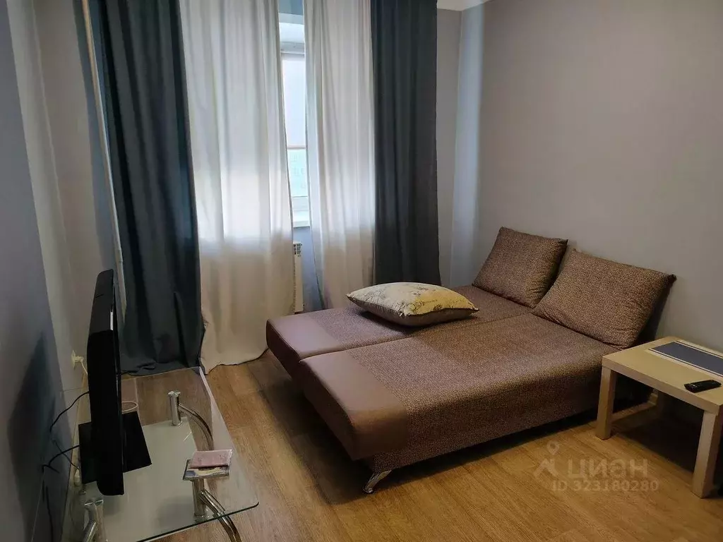 1-к кв. Красноярский край, Красноярск ул. Белопольского, 2 (30.0 м) - Фото 1