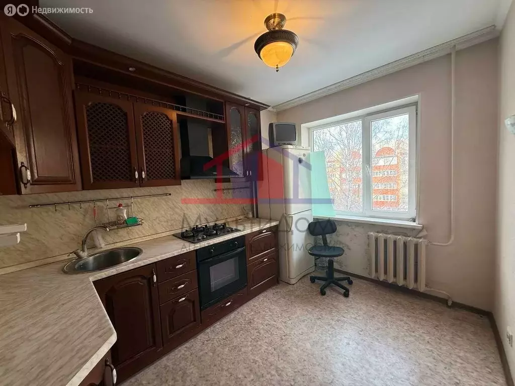 4-комнатная квартира: Губкин, Севастопольская улица, 6 (75.3 м) - Фото 1