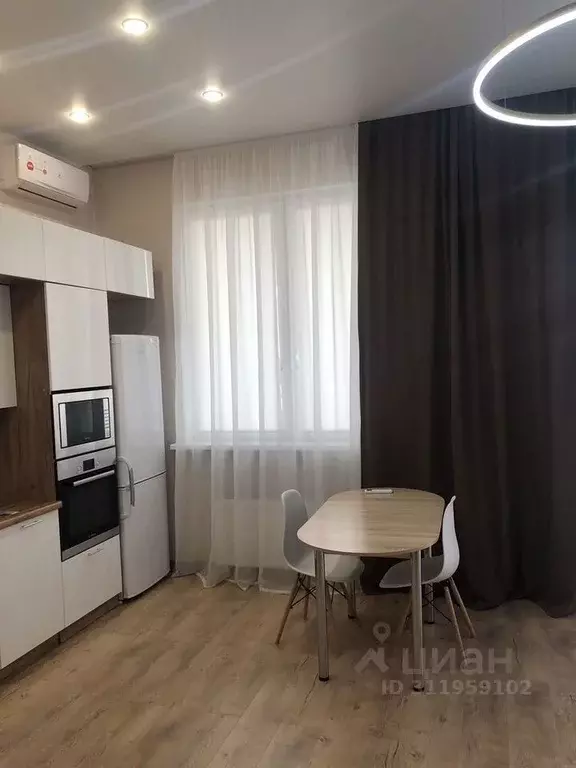 Студия Тюменская область, Тюмень ул. Вице-адмирала Воронцова, 9 (30.0 ... - Фото 1