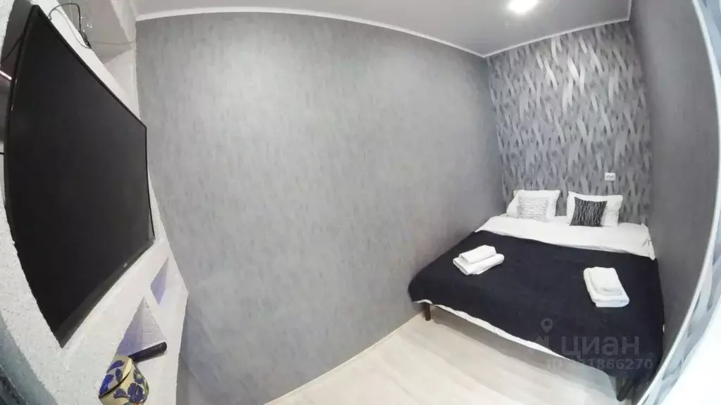 1-к кв. Тюменская область, Тюмень ул. Тимофея Чаркова, 79 (30.0 м) - Фото 1