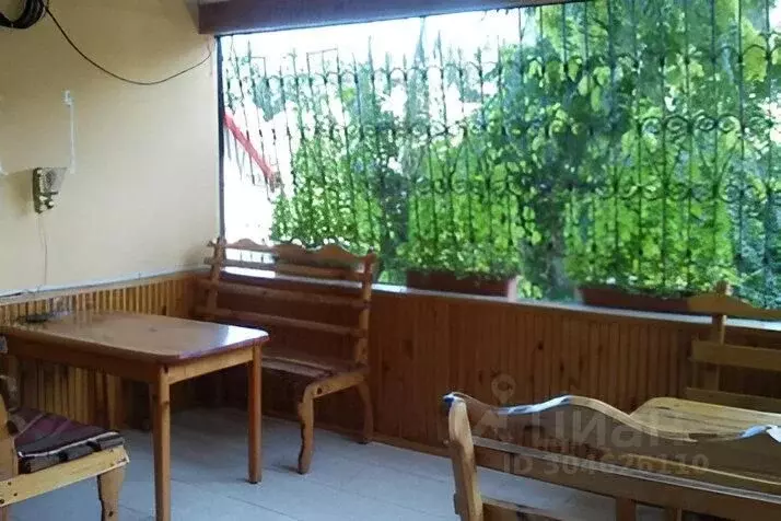 Дом в Крым, Алушта ул. Октябрьская, 21 (10 м) - Фото 0