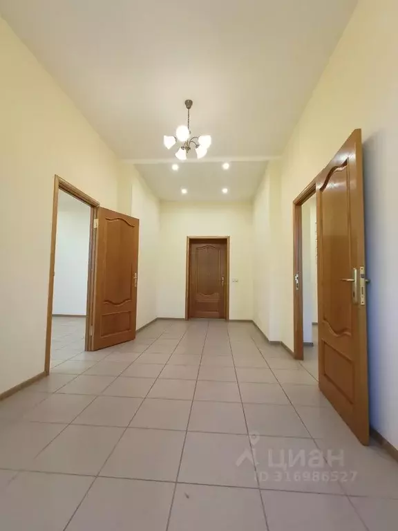Офис в Московская область, Жуковский ул. Наркомвод, к17 (92 м) - Фото 0
