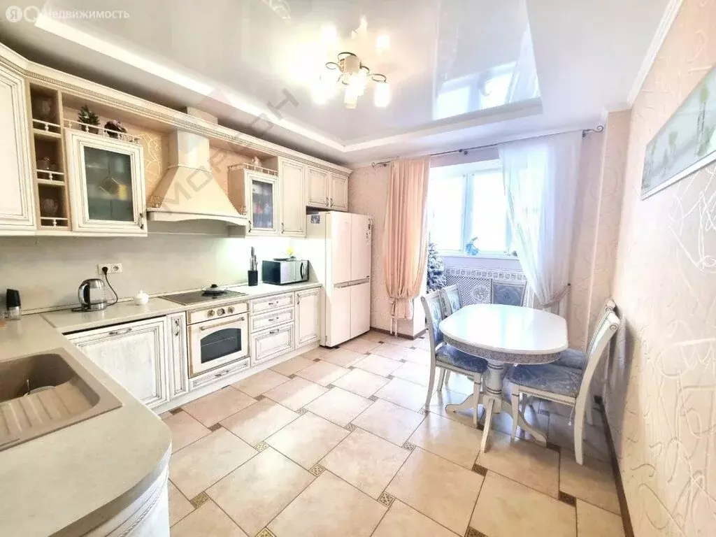 3-комнатная квартира: Краснодар, Российская улица, 72/4 (85 м) - Фото 0