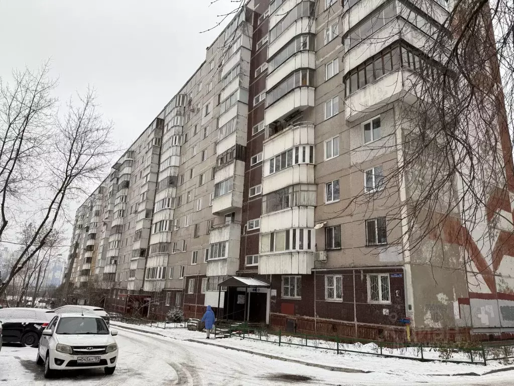 3-к кв. Пермский край, Пермь ул. Пономарева, 10 (68.9 м) - Фото 1