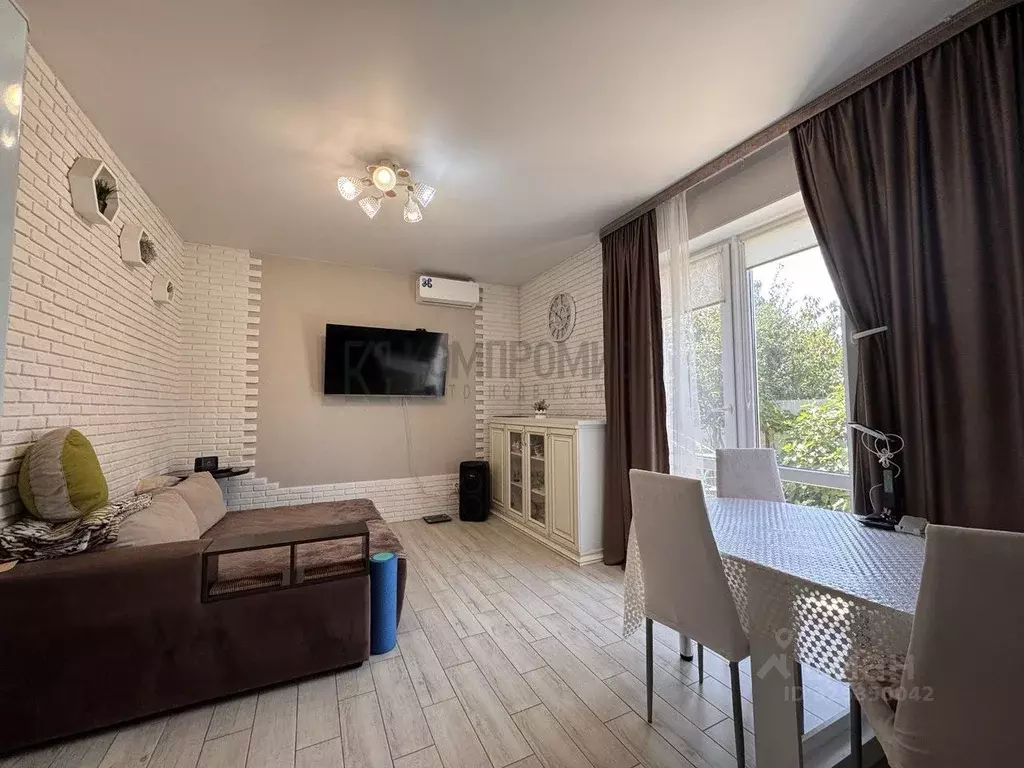 Дом в Краснодарский край, Краснодар ул. Куликова Поля, 74/1 (62 м) - Фото 1