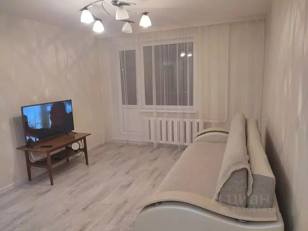 1-к кв. Чувашия, Шумерля ул. Щербакова, 13 (35.0 м) - Фото 1