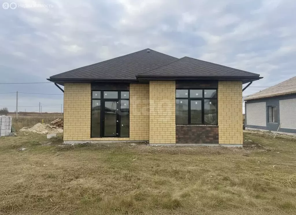 Дом в Ялуторовск, улица Ишмухамедова, 6 (95 м) - Фото 1