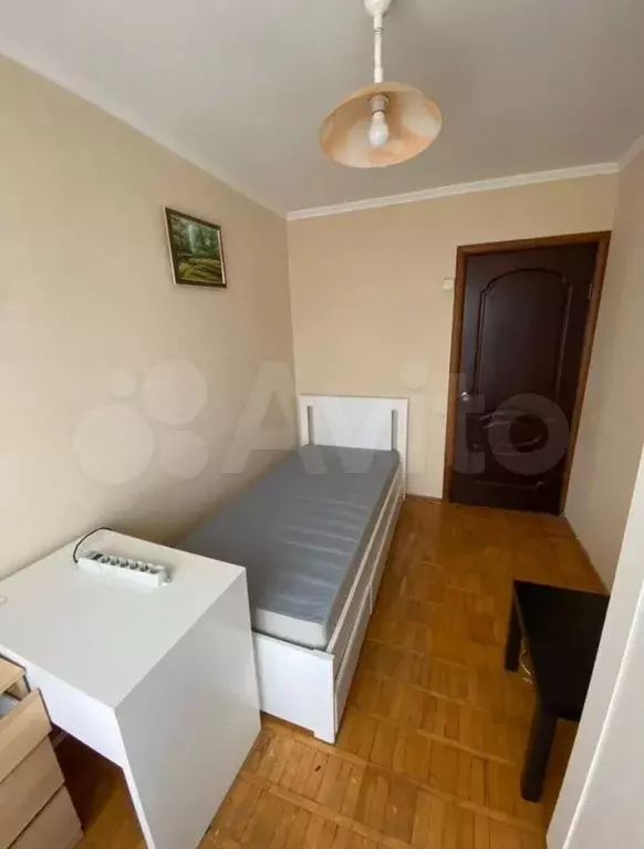 Комната 12 м в 3-к., 4/9 эт. - Фото 0