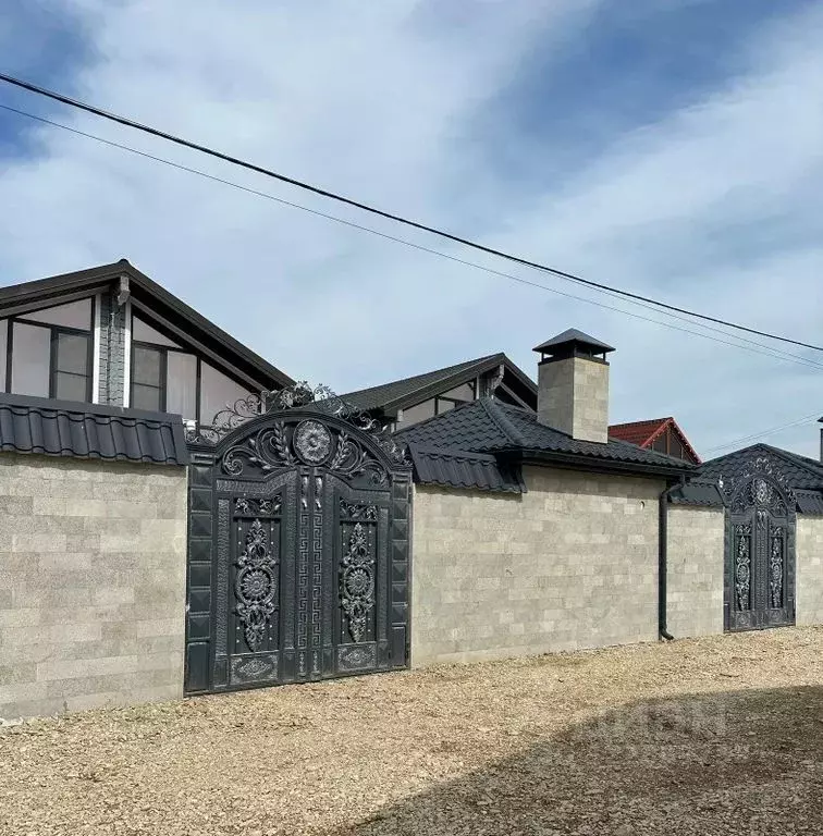 Дом в Дагестан, Каякентский район, с. Новокаякент  (170 м) - Фото 1