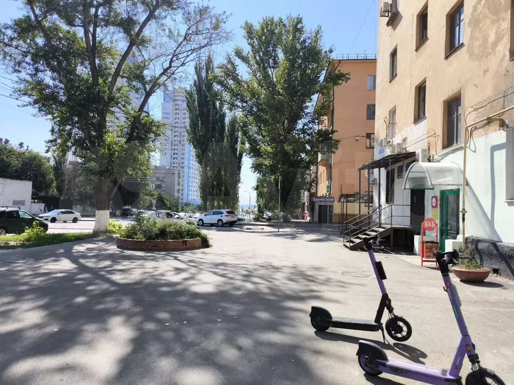 Комната 18,6 м в 8-к., 4/5 эт. - Фото 0