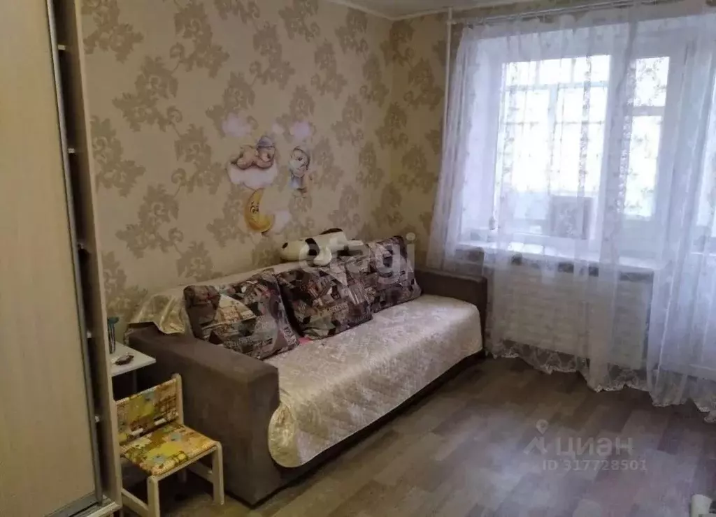 1-к кв. Крым, Красноперекопск 10-й мкр, 2 (29.6 м) - Фото 0
